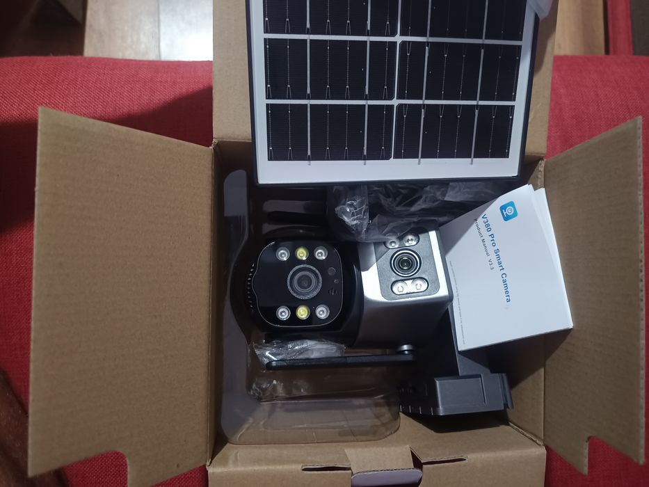 Camera de supraveghere solara