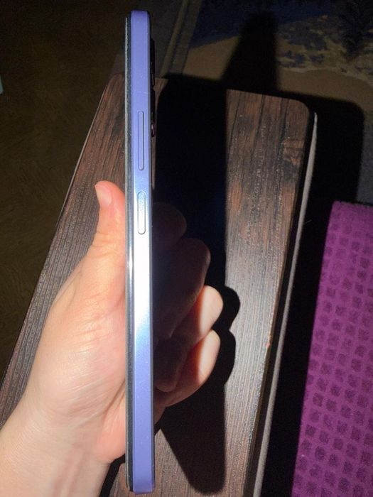 Продам телефон виво