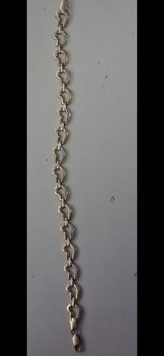 Bratara de aur inmioara