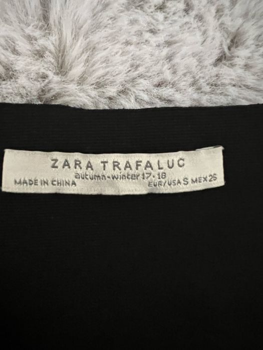 Rochie neagra din piele cu dantela verde