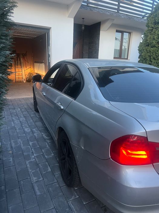 Vând BMW seria 3