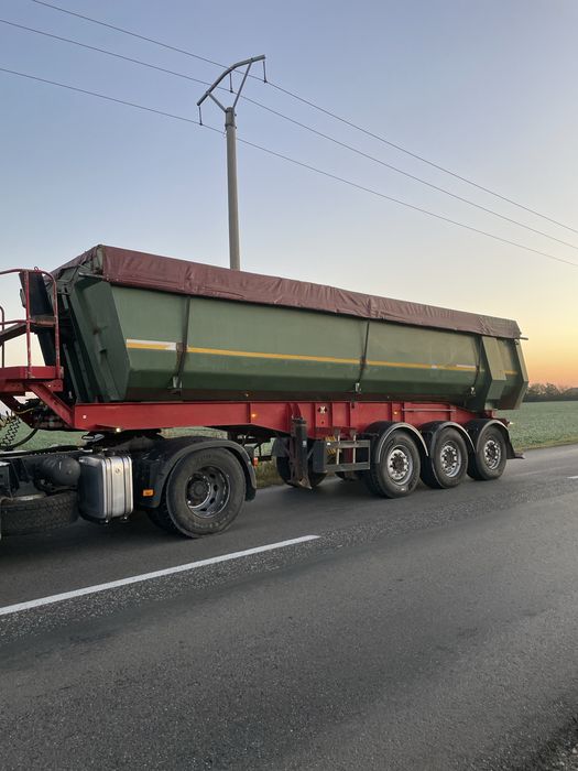 Semiremorca schwarzmuller basculabila/ bena piatra