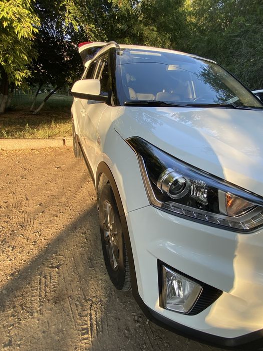 Продаю машину хюндай крета