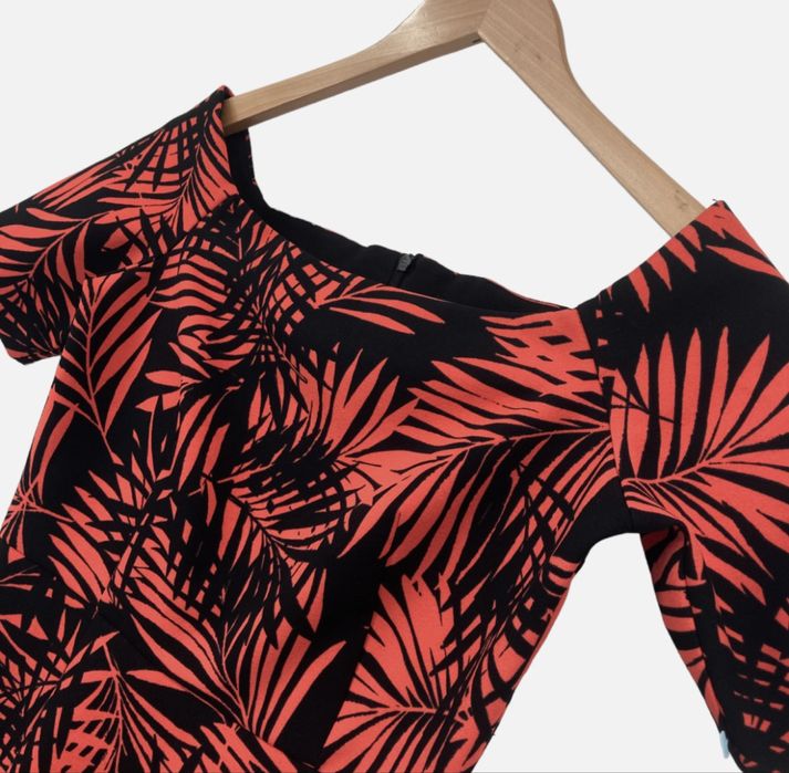 Емблематична рокля ZARA в размер XS