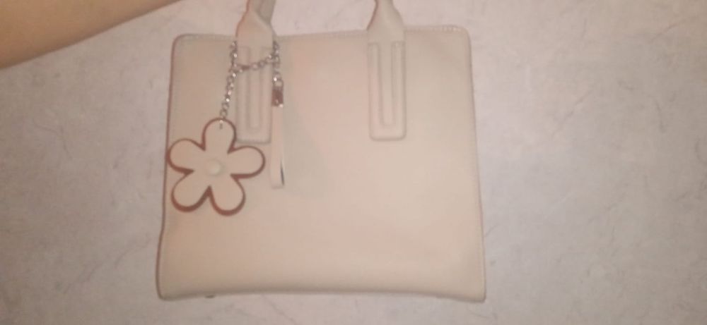 Продаётся новая сумка