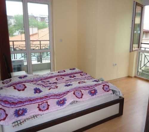 Дава се под наем Двустаен апартамент в Бургас, Сарафово - 65 кв.м за 114.75 € - Снимка #4