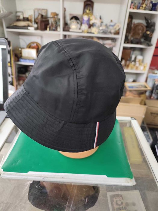 Нова оригинална шапка идиотка Tommy Hilfiger