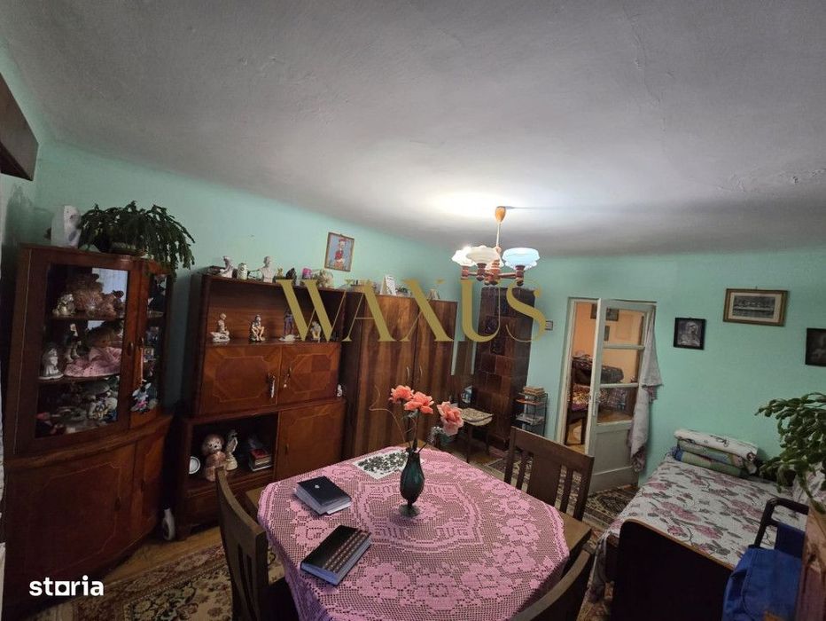 Casa de vanzare cu 2 camere si curte generoasa in zona Gruia