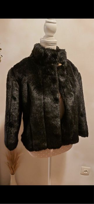Haina dama din blana neagra 3/4
