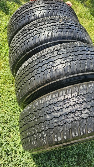 Продам два комплекта резины 265/65 R17