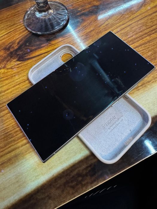 Продам Samsung s24 ultra