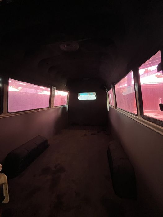 Mersedes Бусик    .