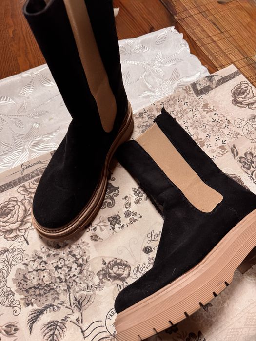 Продавам Ботуши 40ти номер използвани