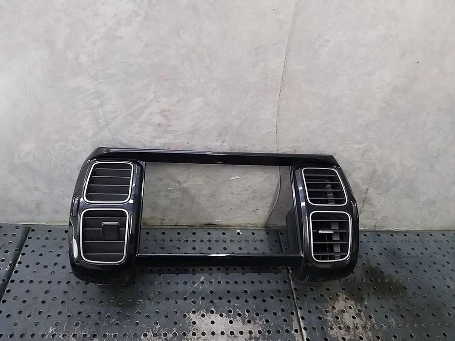 Grile ventilatie bord centrale citroen c5 aircross 9817118477 m102080000