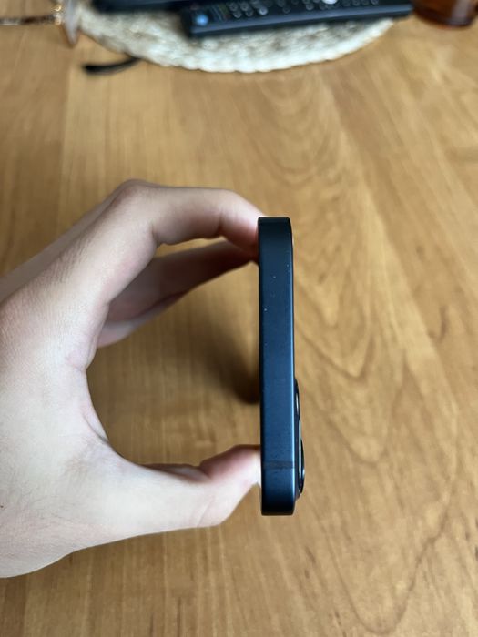 Apple iPhone 13 128GB Midnight - МНОГО ЗАПАЗЕН!