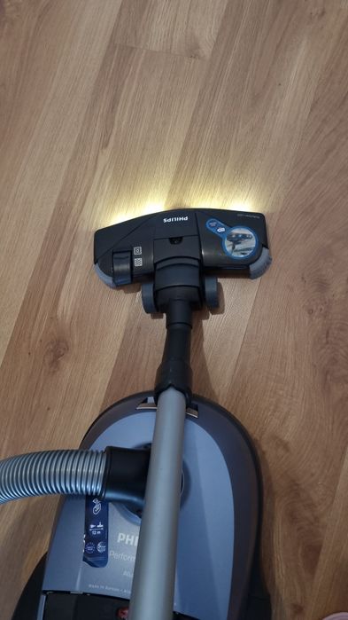 Vand Aspirator si Mop Electric cu Aburi