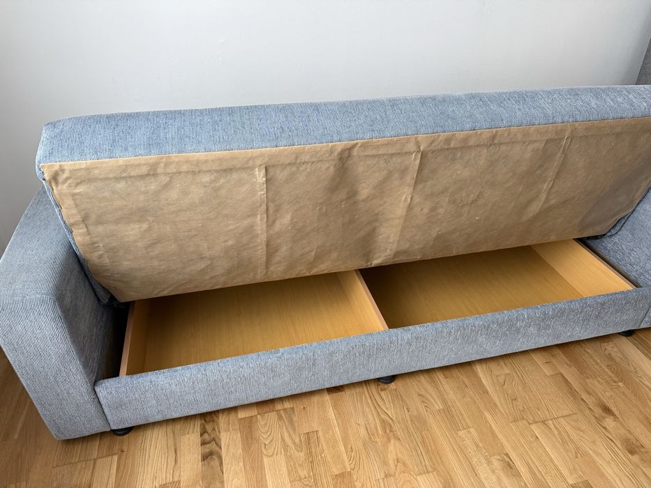 Canapea extensibila impecabila