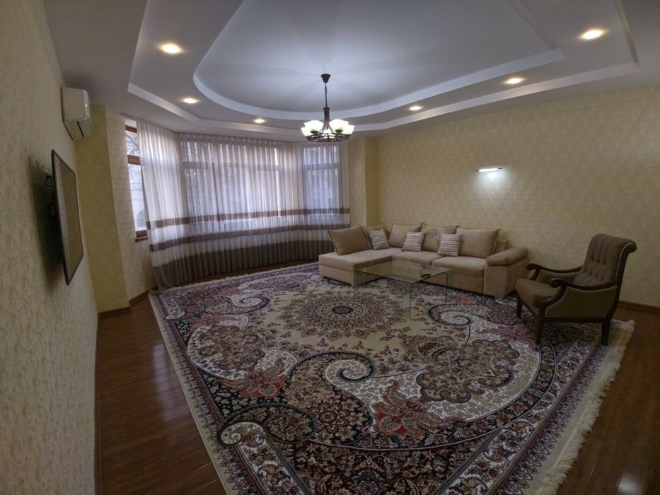 Ц-2 Новостройка 2/2/8 102-кв.м Элитные квартиры в центре города