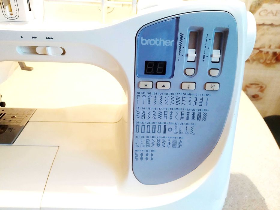 Швейная  машина Brother NX-200.