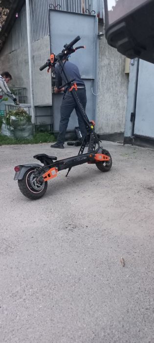 Электросамокат Мощный
