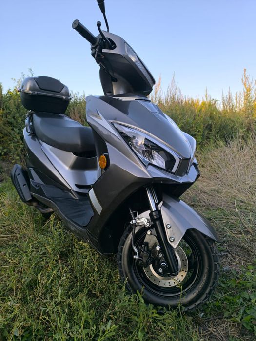 Продам скутер 150сс