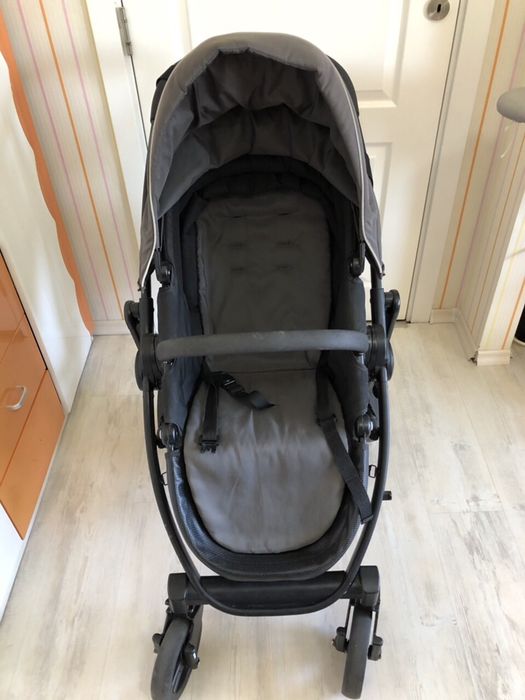 Продавам детска количка Graco EVO 3 в 1