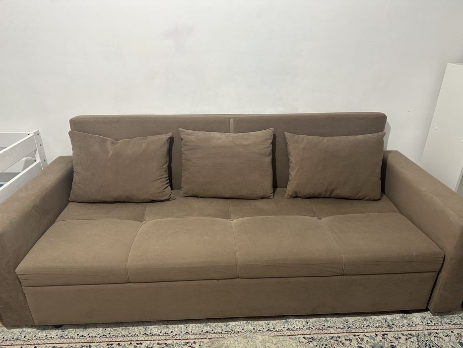 Диван в хорошем состоянии