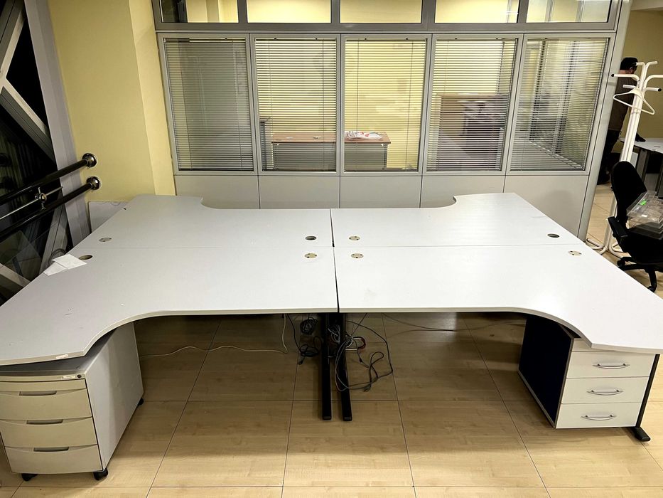 Професионално немско Офис бюро + опция контейнер