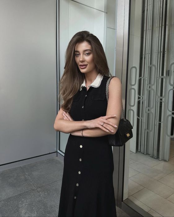 Черное платье Sandro