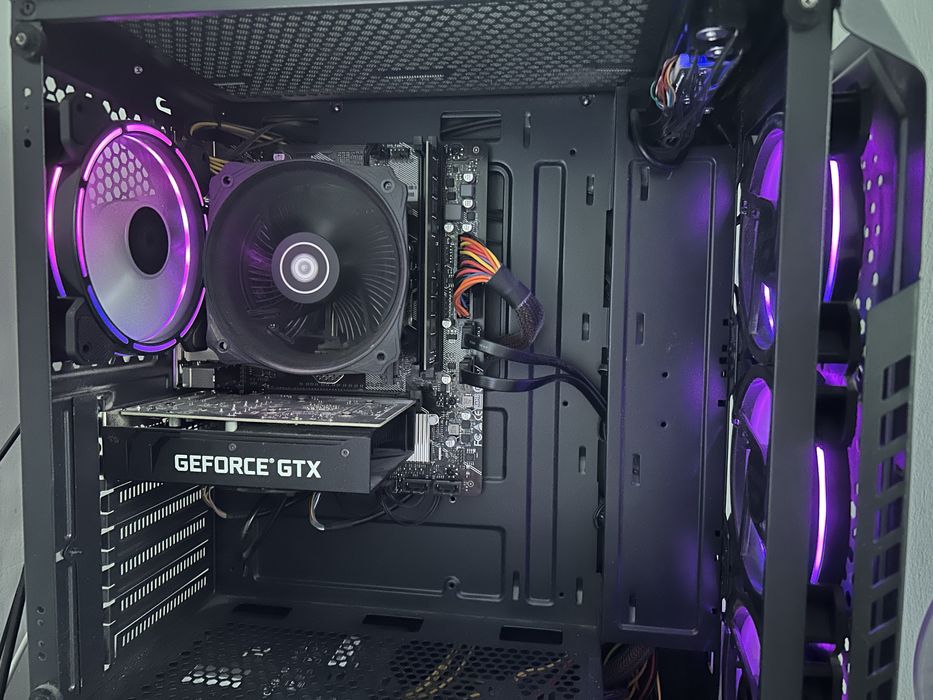 Настольный Пк ( полная игровая сборка )