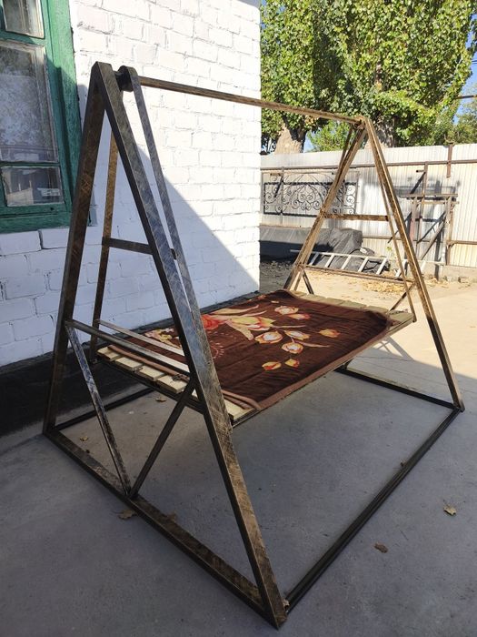 Брусья 4в1 и качеля в продаже