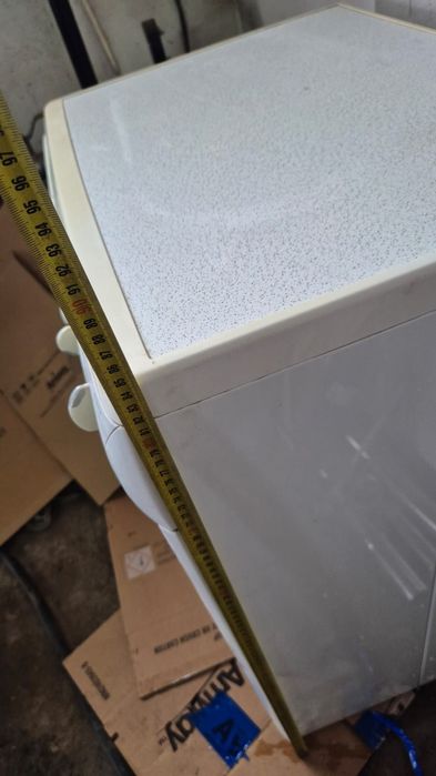 Продам стиральную  машинку зануси