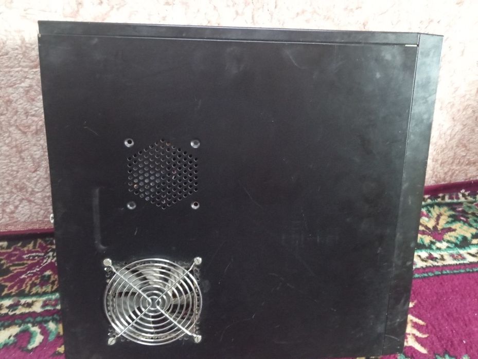 Продаю кейс от компьютера