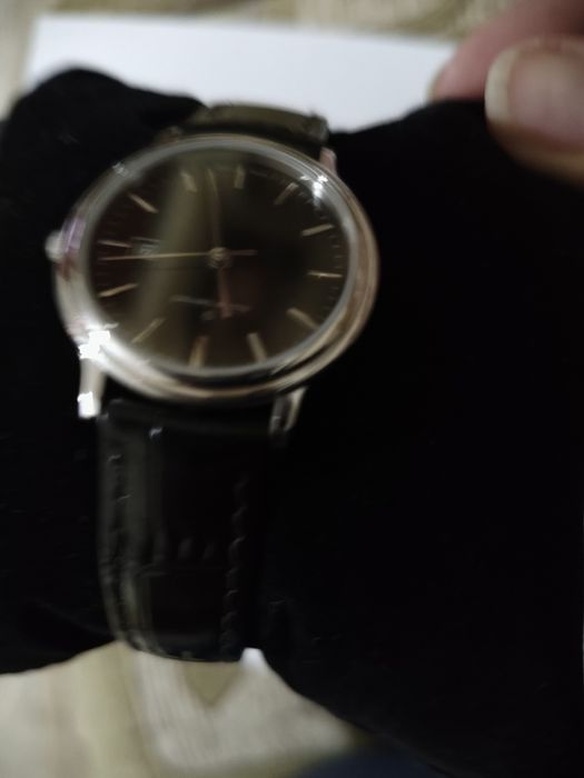 Vand ceas NOU, nepurtat