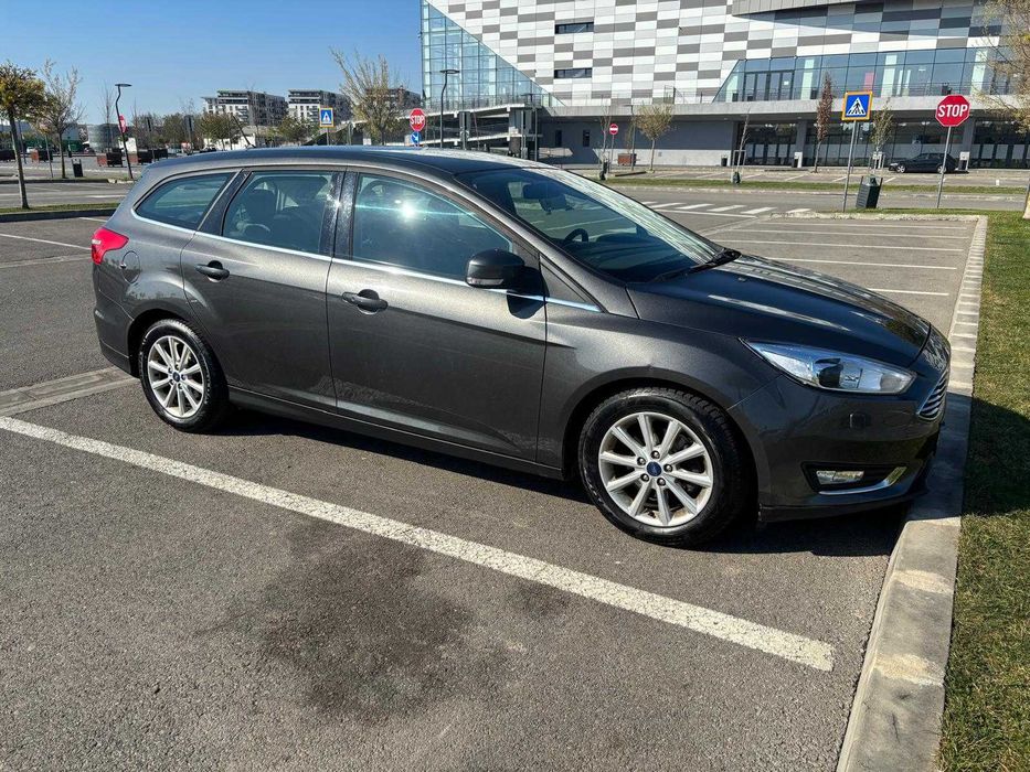 FORD Focus 2017 — imagine 5