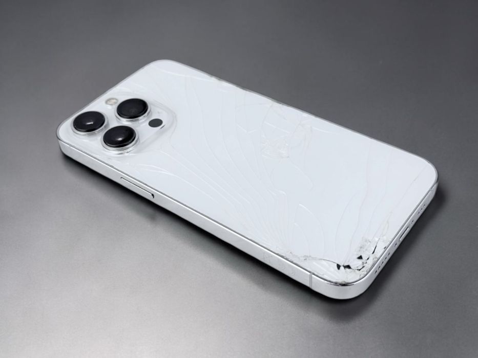 Apple iPhone 13 Pro 128GB Silver Отличен!