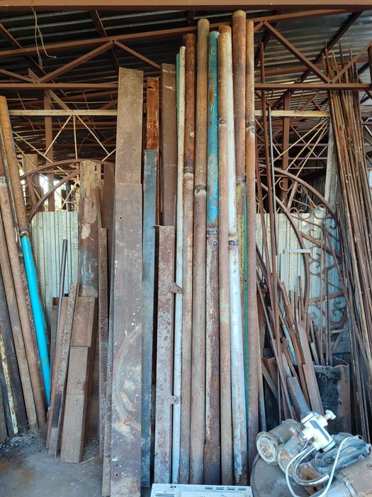 Продам трубы для стоек