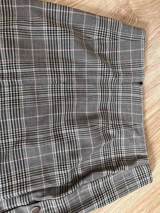 Къса пола на карета  C&A