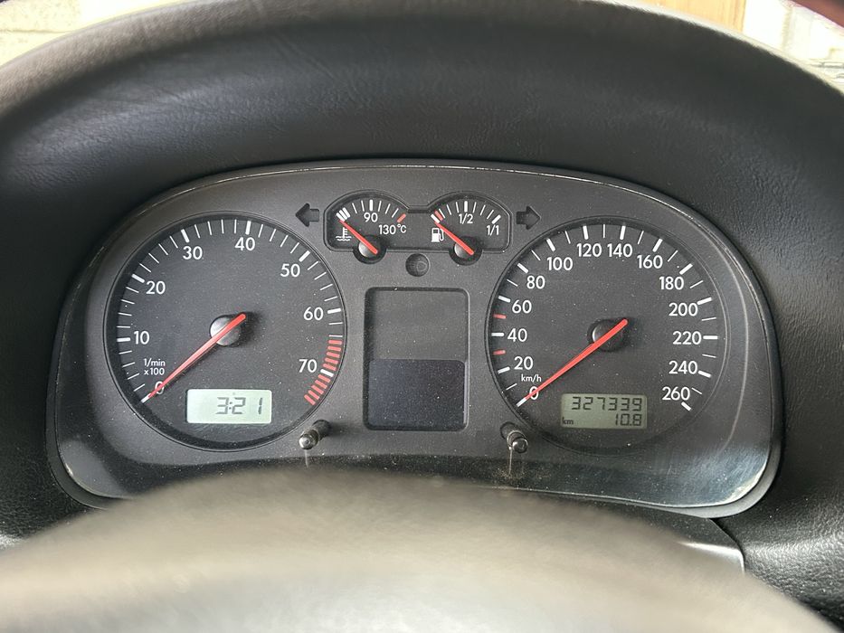 Vw golf 1.6sr akl