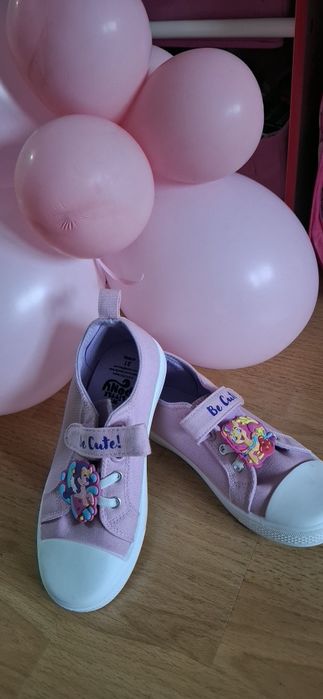 Hови кецове 31 номер