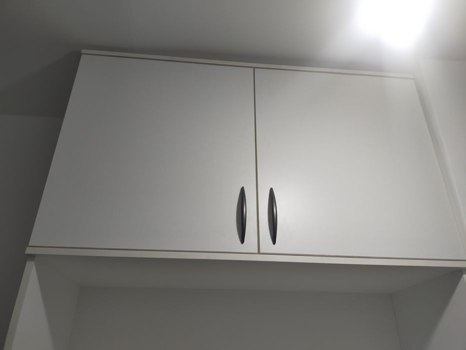 Шкафтар бөлмелерге