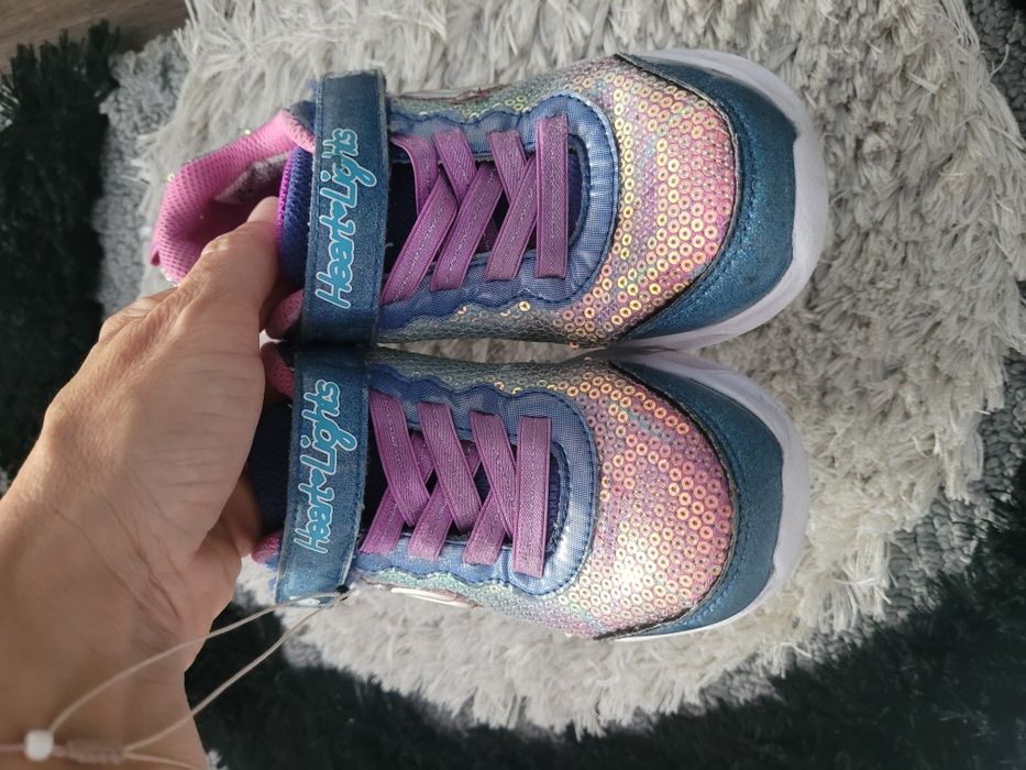 Skechers nr.30 cu 20 cm