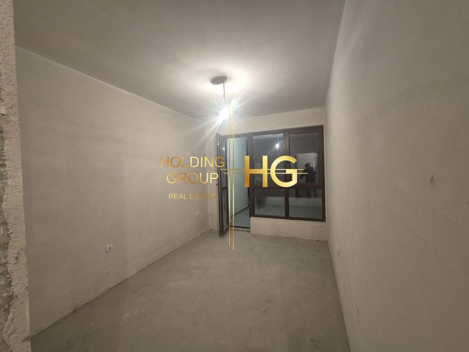 Продава се Тристаен апартамент в Варна, Бриз - 79 кв.м за 1899 €/кв.м - Снимка #2