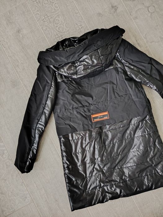 Куртка на девочку