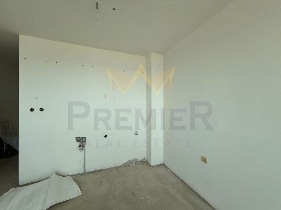 Продава се Тристаен апартамент в Свети Влас - 86 кв.м за 789 €/кв.м - Снимка #2