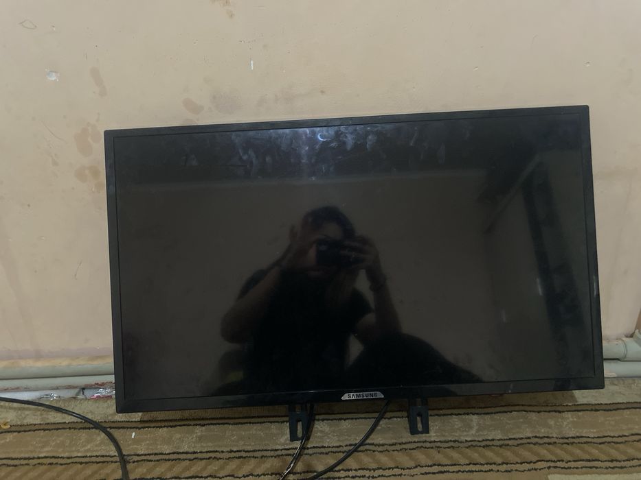 Телевизор Samsung LED универсаль