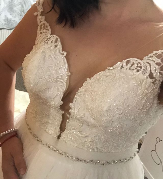 Vând rochie de mireasa A line