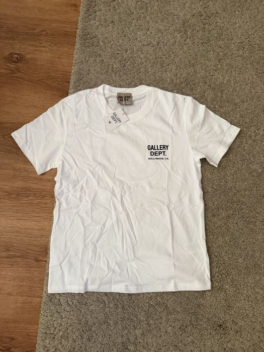 Tricou Gallery Dept
