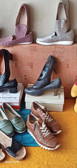 Маркови обувки, маратонки и сандали 39/40 номер