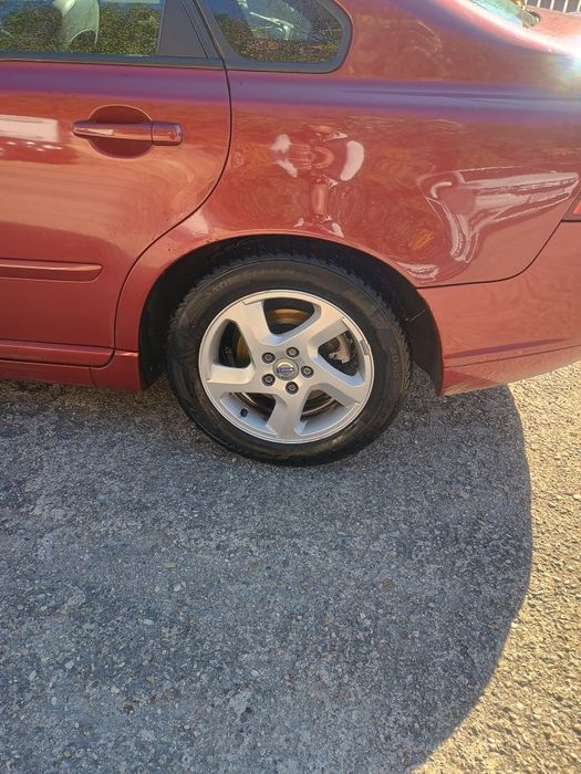 Vând/schimb jante aliaj volvo s40